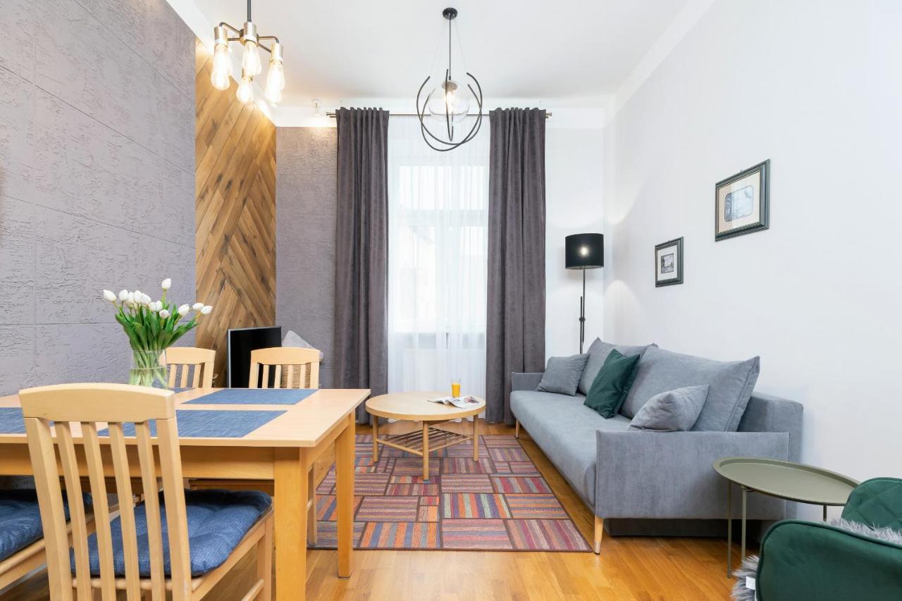 Sweet Family Apartment Chodkiewicza Rondo Grzegorzeckie By Noclegi Renters Красков Екстериор снимка